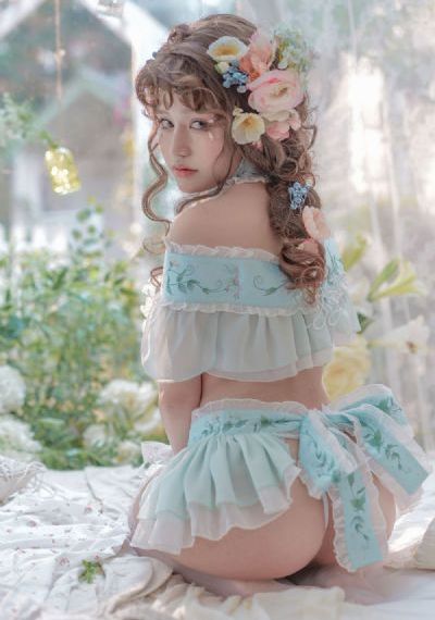 石野容子