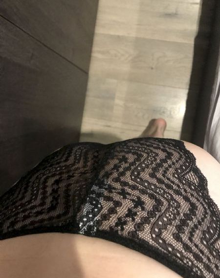 年轻的嫂子手机在线观看