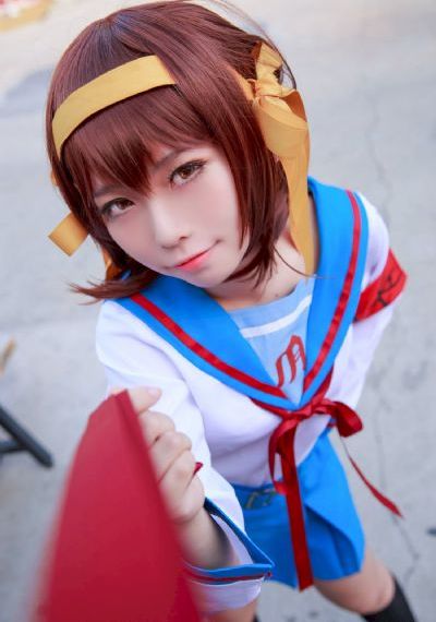 智能机器人李采潭